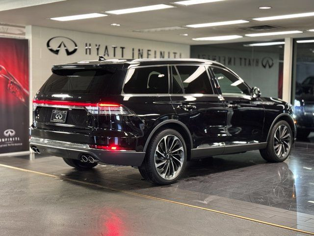 2021 Lincoln Aviator Reserve in Cars & Trucks in Calgary - Image 3