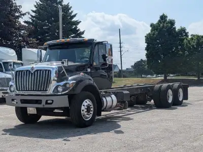 *Please call in advance to schedule an appointment to view this truck in person* Built for serious w...