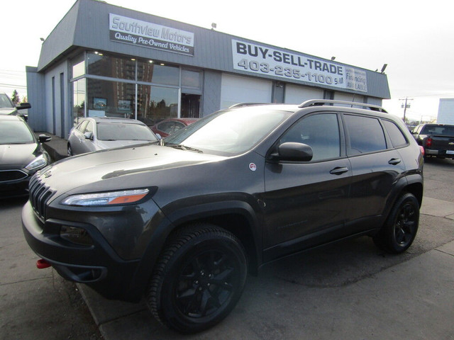 2018 Jeep Cherokee TRAILHAWK 4x4 V6 3.2L B.CAM/H.SEATS&WHEEL/R.S in Cars & Trucks in Calgary - Image 4