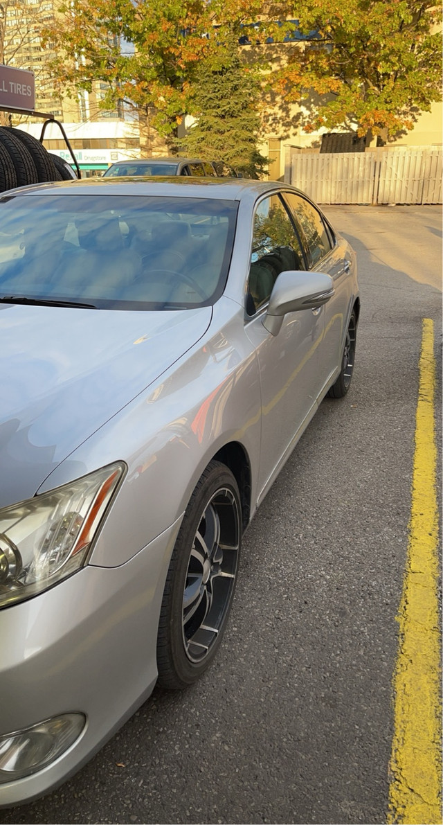 2010 Lexus ES Basic in Cars & Trucks in Mississauga / Peel Region - Image 4