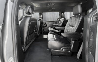 introducing this kids friendly Dodge Caravan GT. This Caravan comes very well equipped with heated l... (image 7)