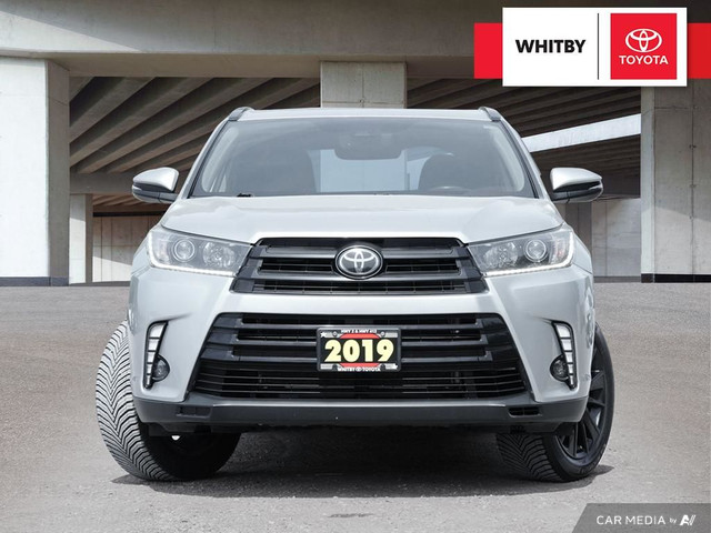 2019 Toyota Highlander XLE AWD 3.5L / Power Moonroof / Navigatio in Cars & Trucks in Oshawa / Durham Region - Image 3