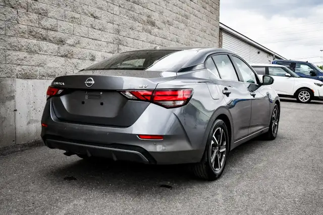 2024 Nissan Sentra SV • LOW MILEAGE • REMOTE START • HEATED SEAT in Cars & Trucks in Ottawa - Image 4