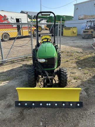 2014 John Deere 2025R in Farming Equipment in Lloydminster - Image 3