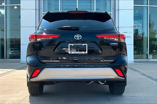 2023 Toyota Highlander Hybrid Limited AWD in Cars & Trucks in Mississauga / Peel Region - Image 6