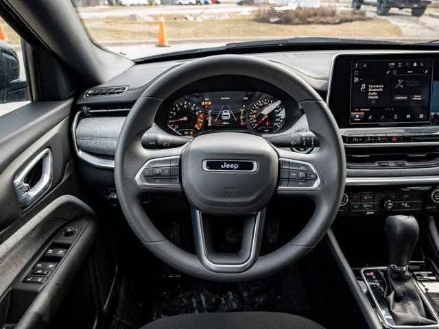 2025 Jeep Compass Sport in Cars & Trucks in Barrie - Image 2