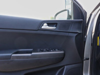 Experience the perfect blend of style, comfort, and practicality with the 2020 Kia Sportage LX FWD i... (image 6)