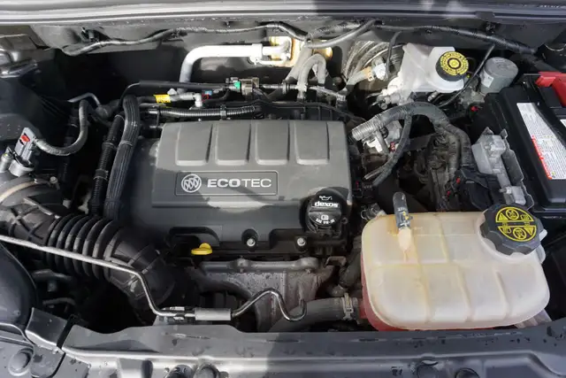 2018 Buick Encore in Cars & Trucks in Oakville / Halton Region - Image 36
