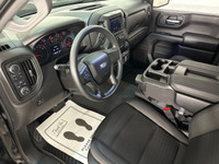 ALL VEHICLES COME CERTIFIED WITH A 90 POINT INSPECTION. Engine: 8 Cylinder Engine 5.3L/325CI L/100Km... (image 9)