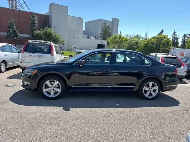 2015 Volkswagen Passat Comfortline in Cars & Trucks in Calgary - Image 4