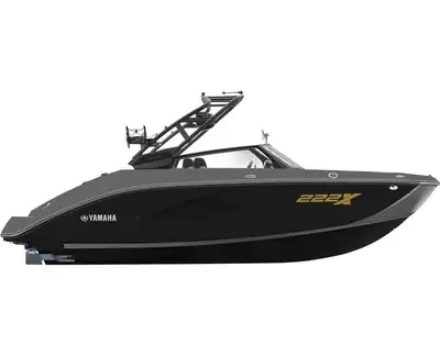 Serving up premium sound and surf, the Yamaha 222XD is the pinnacle of the 22-foot WAKE series! This...