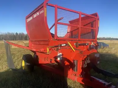 Location: Horizon Ag & Turf High Prairie 2018 HIGHLINE CFR651, BALE PROCESSOR WITH SLAT AND CHAIN FL...