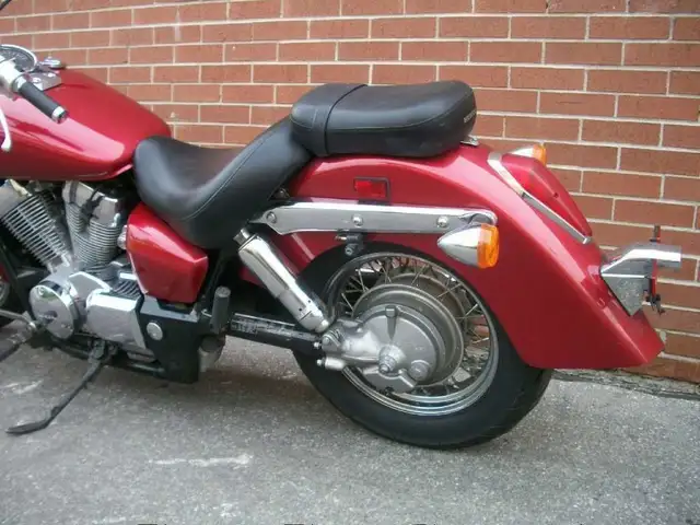 2005 Honda VT750C SHADOW AERO in Street, Cruisers & Choppers in City of Toronto - Image 11