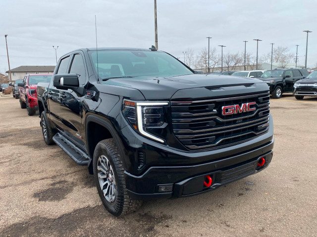 2023 GMC Sierra 1500 AT4 *6.2L V8*Heated & Cooled Leather Seats* in Cars & Trucks in Grande Prairie - Image 3