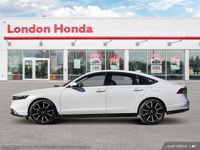 2025 Honda Accord Hybrid Touring in Cars & Trucks in London - Image 3