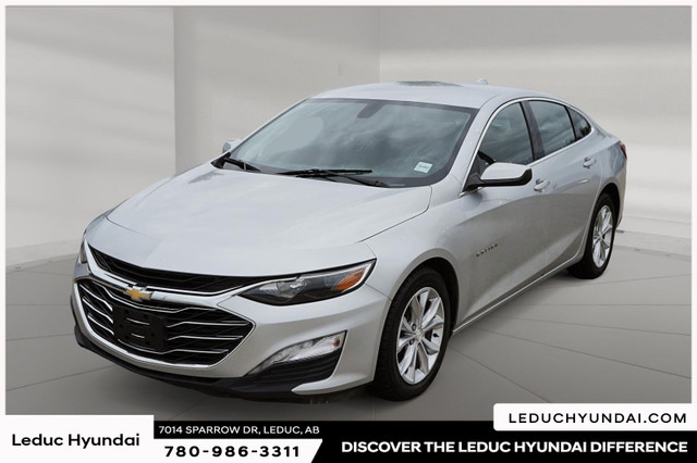 2021 Chevrolet Malibu LT 17-inch aluminum wheels. Heated front s in Cars & Trucks in Edmonton