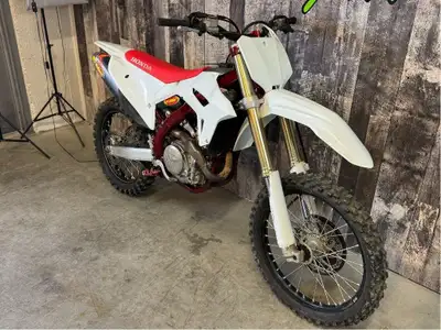 HONDA CRF 450R 2022 45H Exhaust FMF Financement et reprise d’échange possible ($) Préparation conces...