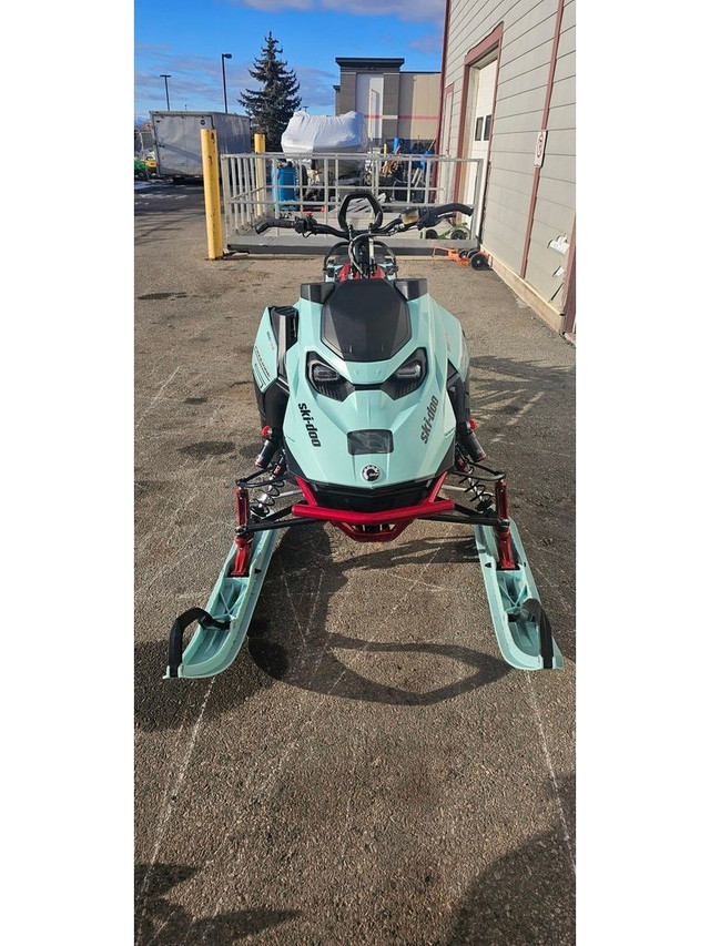 2024 Ski-Doo FREERIDE TURBO 850 154 3 BIG SCREEN FINANCING AVAIL in Snowmobiles in Calgary - Image 4