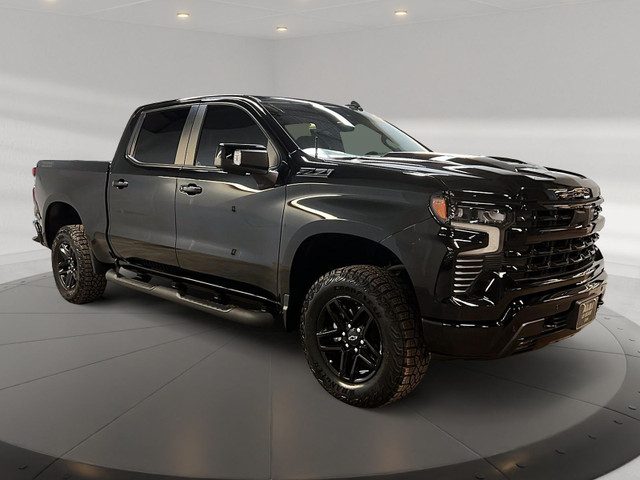 2025 Chevrolet Silverado 1500 LT TRAIL BOSS PREMIUM CREW CAB CUI in Cars & Trucks in Laval / North Shore - Image 3