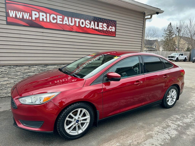  2016 Ford Focus SE - HEATED SEATS - BACKUP CAMERA in Cars & Trucks in Fredericton