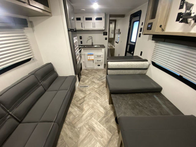 2023 Forest River PUMA 23BHC in Travel Trailers & Campers in Edmonton - Image 3