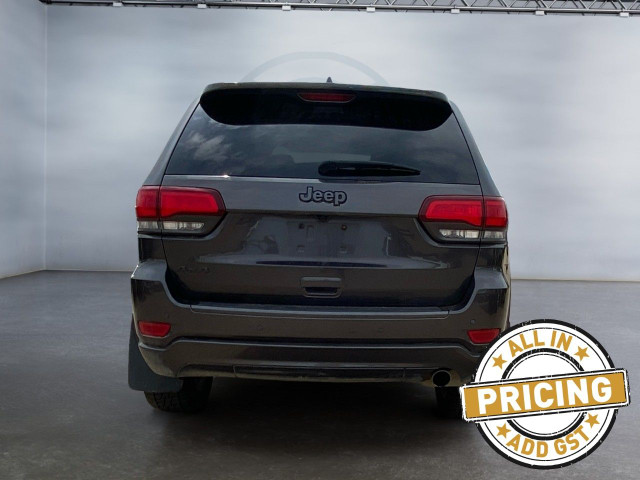 2021 Jeep Grand Cherokee in Cars & Trucks in Medicine Hat - Image 4