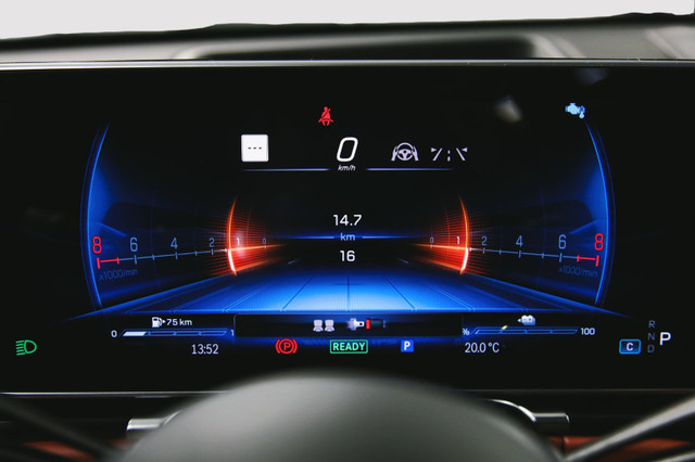 2025 Mercedes-Benz S-Class AMG 63 4MATIC in Cars & Trucks in City of Montréal - Image 3