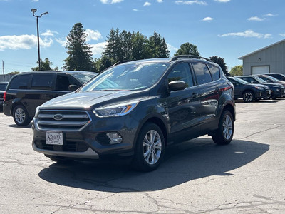 2018 Ford Escape SEL AWD LEATHER/NAV/PANO ROOF CALL 613-961-884