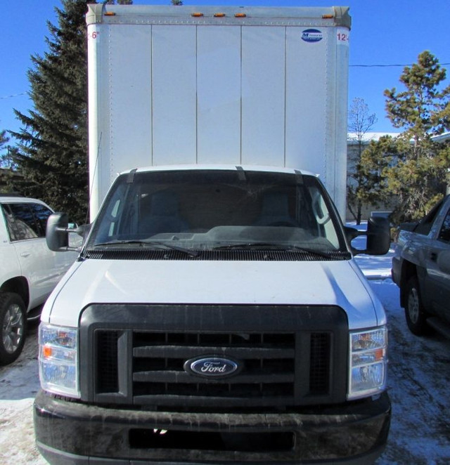 2021 Ford E450 Cube Van in Cars & Trucks in Calgary - Image 2