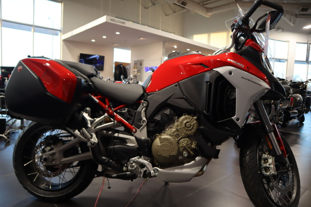 2023 Ducati Multistrada V4S Travel Red *on sale* in Touring in Edmonton - Image 2
