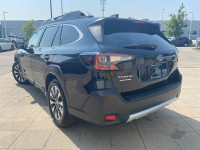 Humberview Volkswagen on the Queensway The 2024 Subaru Outback Premier XT AWD in Crystal Black Silic... (image 4)