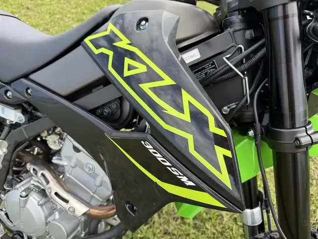 2021 Kawasaki KLX300SM in Dirt Bikes & Motocross in St. Albert - Image 20