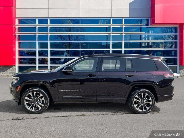 2022 Jeep Grand Cherokee L Overland | Pano Roof | Nappa Leather in Cars & Trucks in Guelph - Image 2