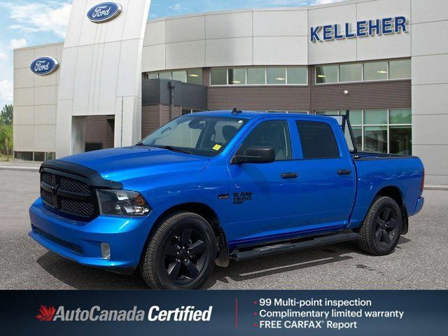 2022 Ram 1500 Classic Express Crew Cab 4x4 | Clean Carfax | Htd in Cars & Trucks in Brandon