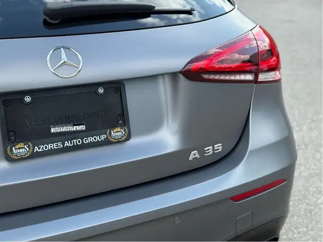 2022 Mercedes-Benz A-Class A35 AMG Hatchback|Loaded|Certified|Wa dans Autos et camions dans Ville de Toronto - Image 7