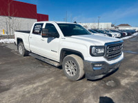 JUST IN! PRICED TO SELL- DEALER MAINTAINED 4x4 SLE 4dr Crew Cab 6.5 ft. SB EcoTec3 5.3L V8 355hp 383... (image 2)