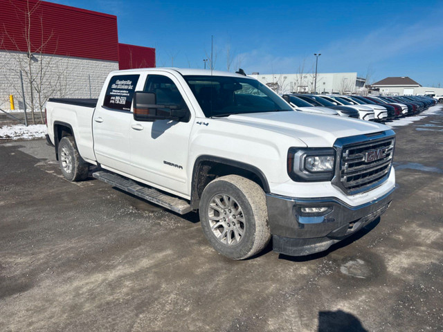 2018 GMC Sierra 1500 4X4 Crew Cab 143.5" SLE | 6.5FT BOX | 5.3L  in Cars & Trucks in City of Toronto - Image 3