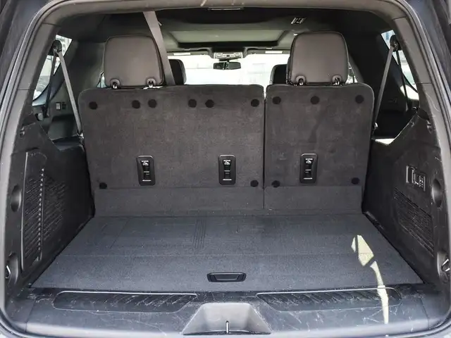 2024 GMC Yukon XL SLT Clean Carfax | One Owner | 4WD XL LUX |... in Cars & Trucks in Oakville / Halton Region - Image 14