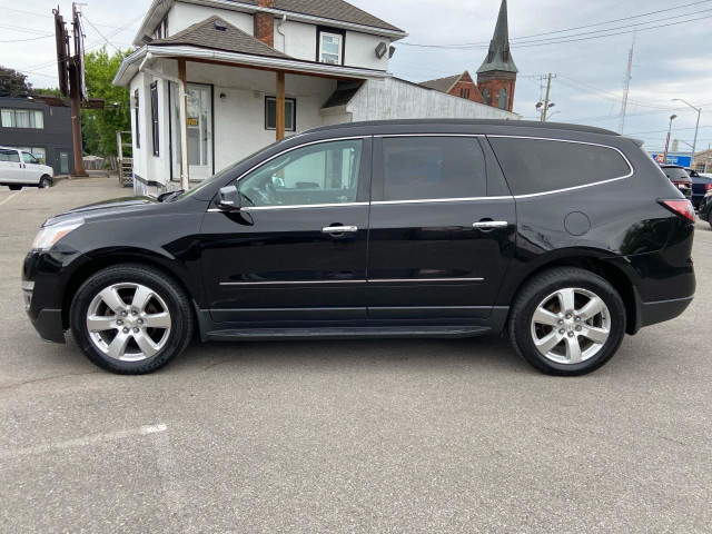  2017 Chevrolet Traverse Premier ** AWD, PANO ROOF, HTD LEATHR,  in Cars & Trucks in St. Catharines - Image 4