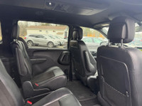 2019 DODGE GRAND CARAVAN SXT 35TH ANNIVERSARY EDITION LOADED NAVIGATION DUAL REAR DVD PLAYER LEATHER... (image 9)