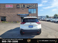 No accident Ontario vehicle with Lot of Options! Call (905) 791-3300 - Black Fabric interior, - AWD,... (image 6)