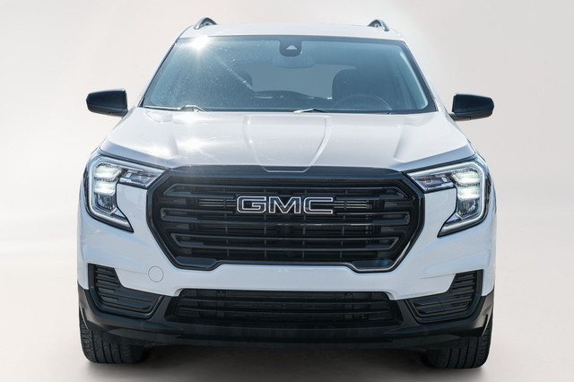 2022 GMC Terrain SLE Awd / Carplay et Android / Sieges Chauffant in Cars & Trucks in City of Montréal - Image 2