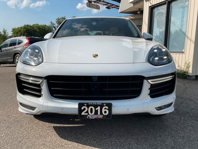 2016 Porsche Cayenne GTS - 21 TURBO WHEELS! WHITE LEATHER! LOADE in Cars & Trucks in Kitchener / Waterloo - Image 2