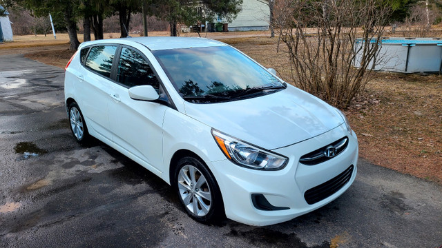 2016 Hyundai Accent GLS in Cars & Trucks in Val-d'Or