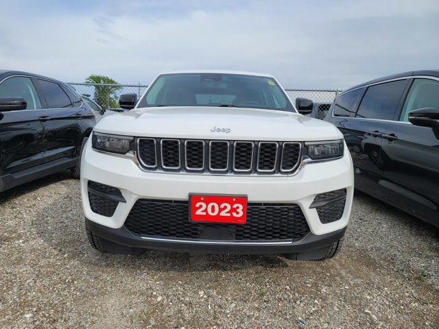 2023 Jeep Grand Cherokee Laredo | New Arrival |S in Cars & Trucks in Guelph - Image 2
