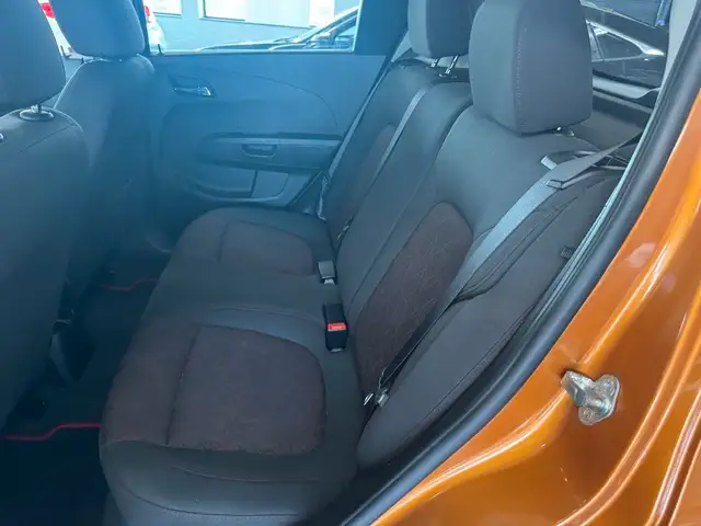 2017 Chevrolet Sonic 5dr HB Auto LT in Cars & Trucks in Longueuil / South Shore - Image 14