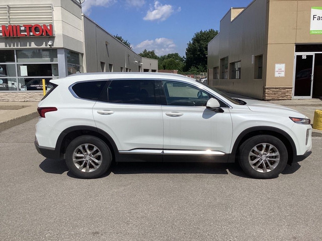 2020 Hyundai Santa Fe Essential 2.4 w/Safety Package ESSENTI... in Cars & Trucks in Oakville / Halton Region - Image 2