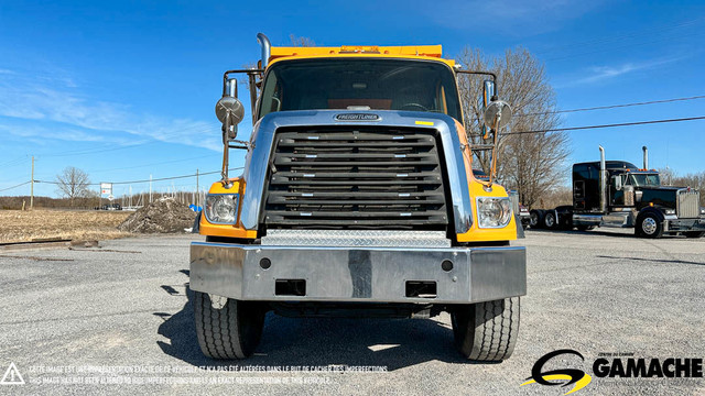 2015 FREIGHTLINER 108SD BENNE BASCULANTE / CAMION DOMPEUR 10 ROU in Heavy Trucks in Moncton - Image 3