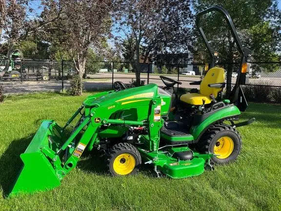 2024 John Deere 1025R in Farming Equipment in Lloydminster - Image 4