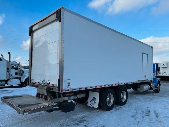 2019 Kenworth T370 30 pied - Thermo King T1080S – Automatique in Heavy Trucks in Longueuil / South Shore - Image 2